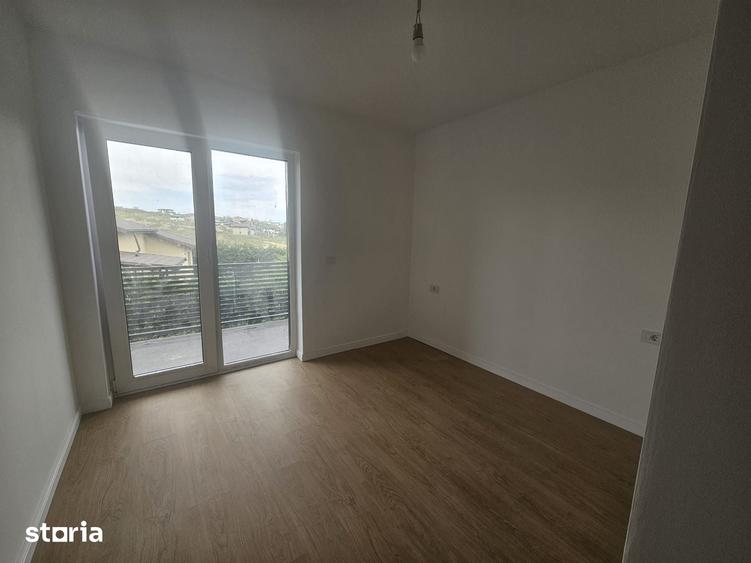 Casă cu 3 camere cu Teren 130 Mp în Bârnova