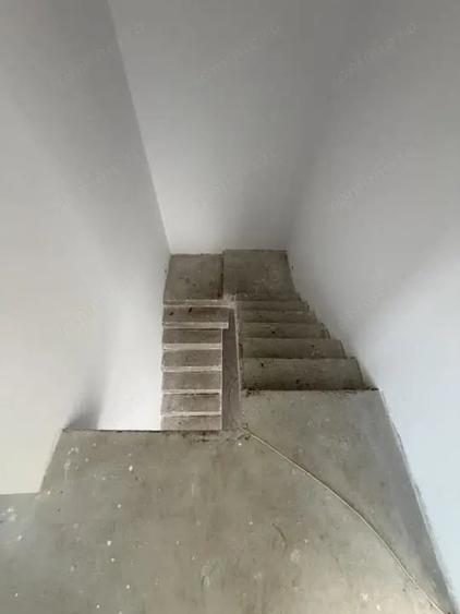 Casă cu 4 camere cu Teren 350 Mp în Giarmata