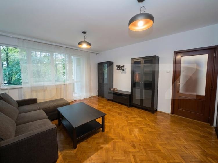 Apartament cu 2 camere decomandat, mobilat în Plopilor