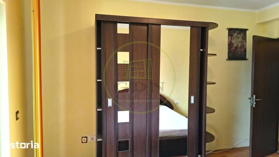 Apartament cu 2 camere decomandat, mobilat în Central