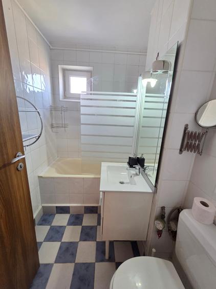 Apartament cu 2 camere semidecomandat în Tineretului