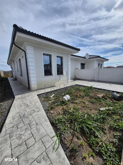 Duplex parter - 2 dormitoare - 2 bai - zona excelenta la 4 benzi - 4