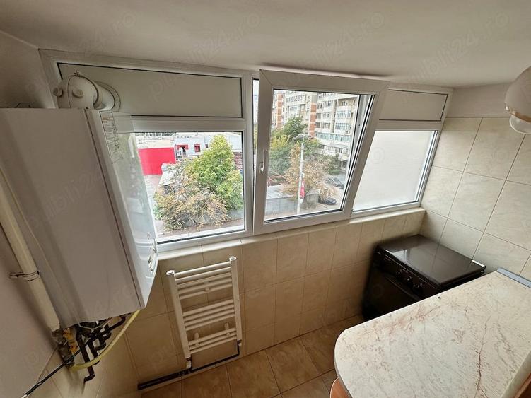 Apartament cu 2 camere decomandat în Gară