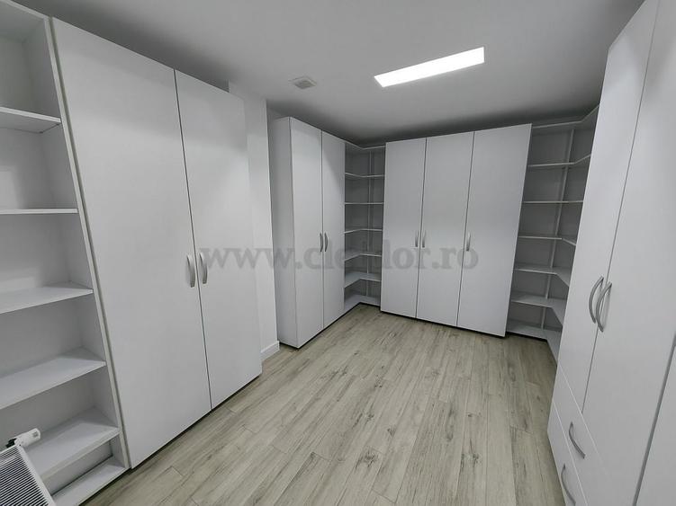 Casă individuală cu 9 camere cu Canalizare în Pipera