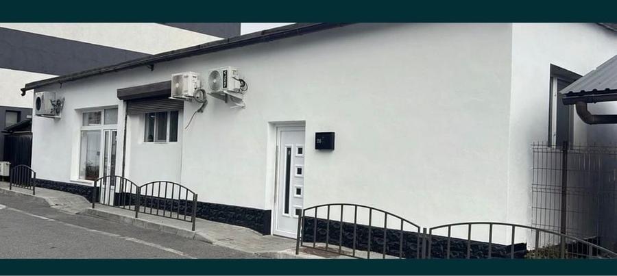Casă cu 4 camere în Central