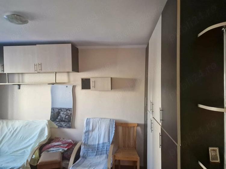 Garsonieră decomandată în Central