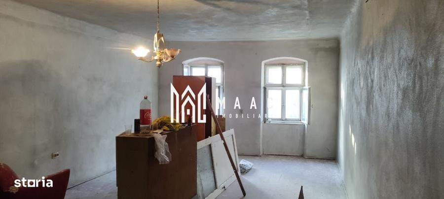 Casă cu 2 camere cu Teren 373 Mp în Central