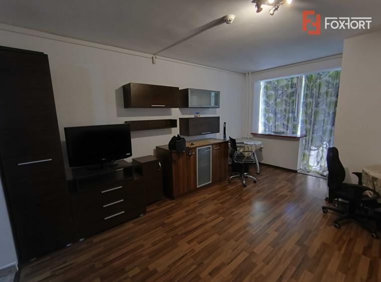 Garsonieră decomandată, mobilată în Brâncoveanu