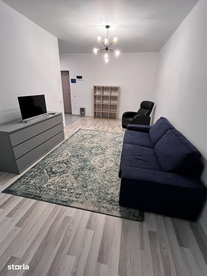 Apartament cu 2 camere, mobilat în Central