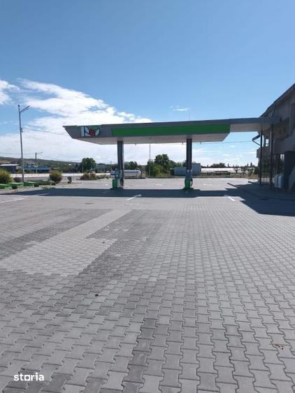 Spațiu comercial, de 240 mp, în Brădești