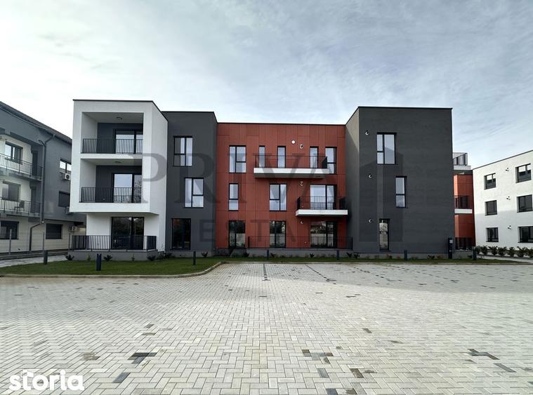 Apartament cu 3 camere decomandat în Girocului