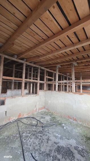 Apartament cu 4 camere în Central