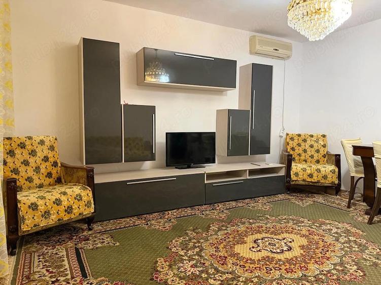 Apartament cu 3 camere decomandat, mobilat în Bucovina
