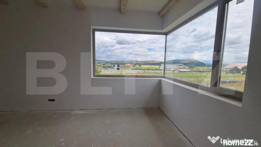 Casă cu 4 camere cu Teren 800 Mp în Bod