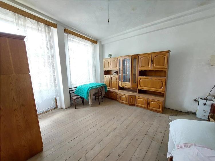 Apartament cu 2 camere decomandat în Ultracentral