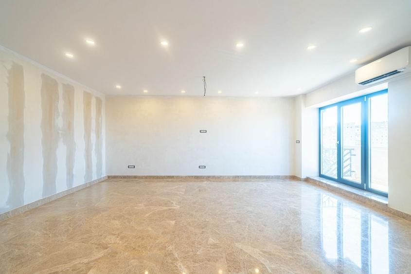 Apartament cu 2 camere decomandat în Aurel Vlaicu