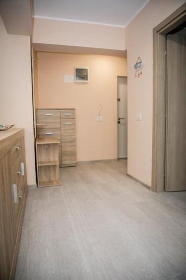 Apartament cu 2 camere decomandat, mobilat în Tomis Plus