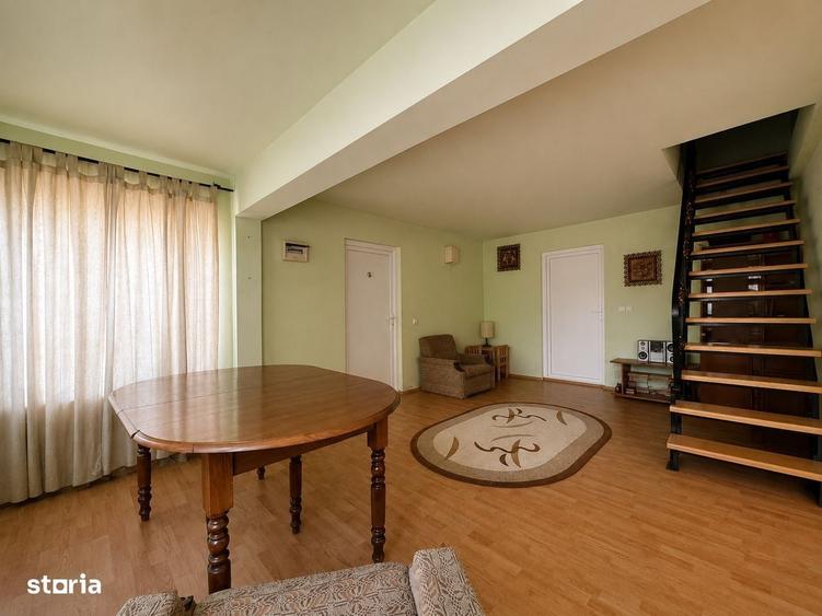 Casă cu 4 camere în Letca Veche