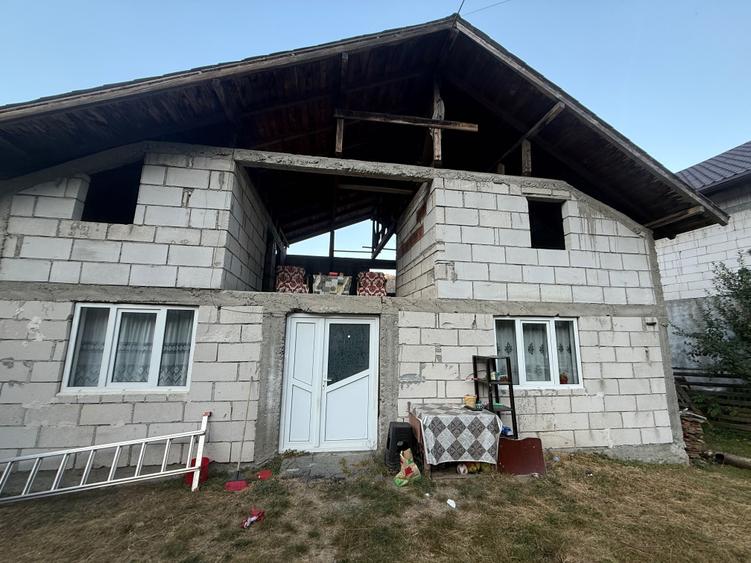 Casă cu 2 camere în Central