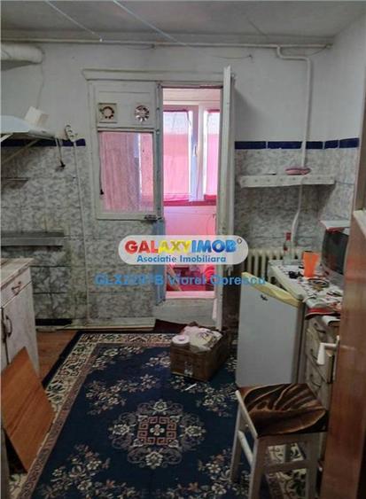 Apartament cu 3 camere decomandat în Dristor