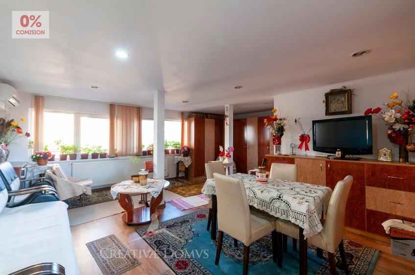 Apartament cu 3 camere semidecomandat în Parcul Carol