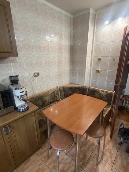 Vand apartament 3 camere zona 9 Mai Ploie?ti - 4
