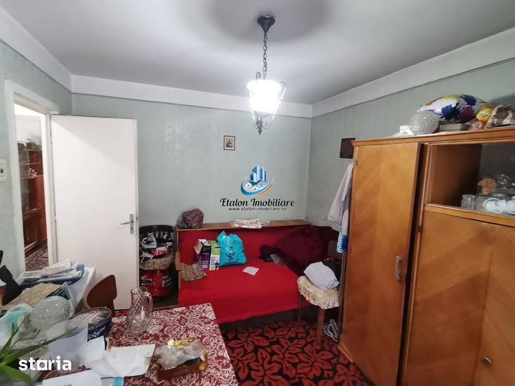 Apartament cu 2 camere semidecomandat în Sud