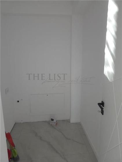 Casă individuală cu 5 camere cu Teren 220 Mp în Odăile