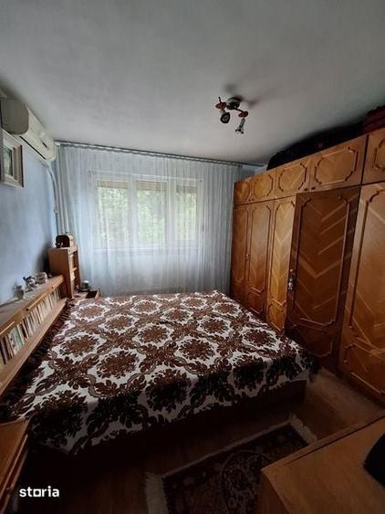 Apartament cu 2 camere decomandat în Micro 17