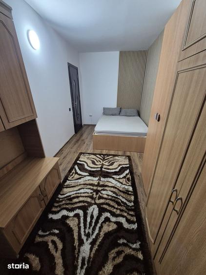 Apartament cu 2 camere în Craiovița Nouă