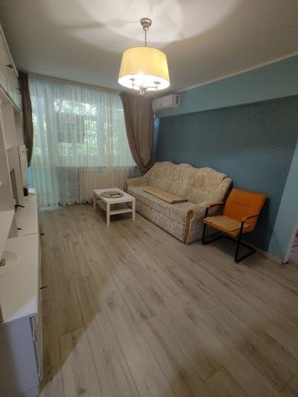 Apartament cu 2 camere semidecomandat, mobilat în Câmpia Libertății