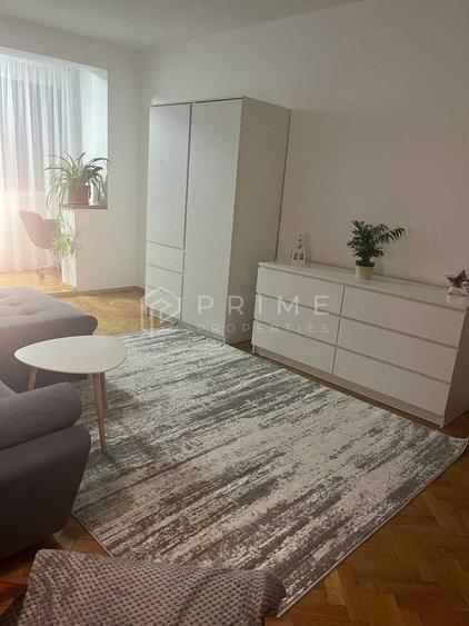 Apartament cu 2 camere decomandat în Aleea Carpați