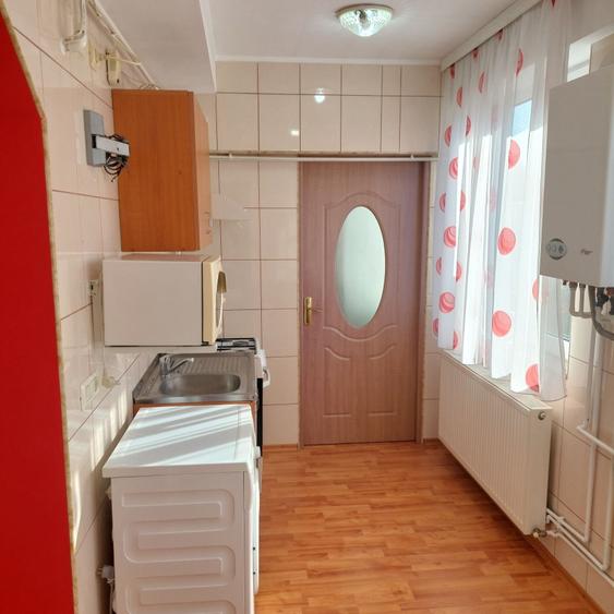 Apartament cu 2 camere decomandat în Trivale