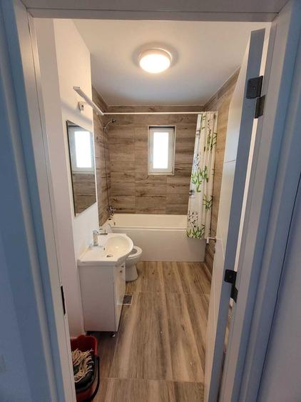 Apartament cu 2 camere decomandat în Florești