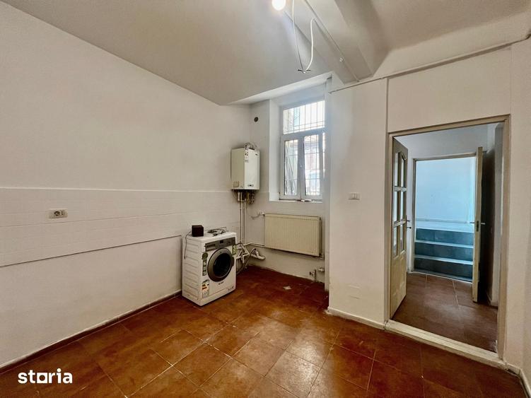 Apartament cu 2 camere semidecomandat în Independenței