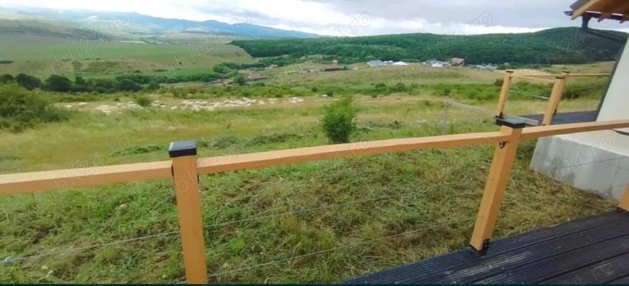 Casă cu 3 camere în Central