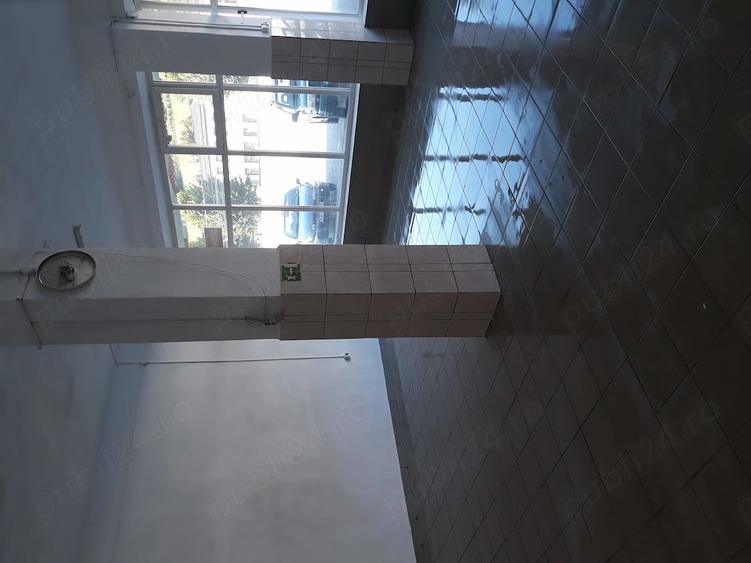 Spațiu comercial, de 120 mp, în Central