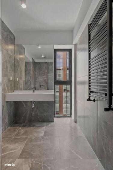 Apartament cu 4 camere decomandat în Cotroceni