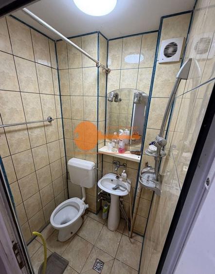 Apartament cu 4 camere decomandat în Gorjului