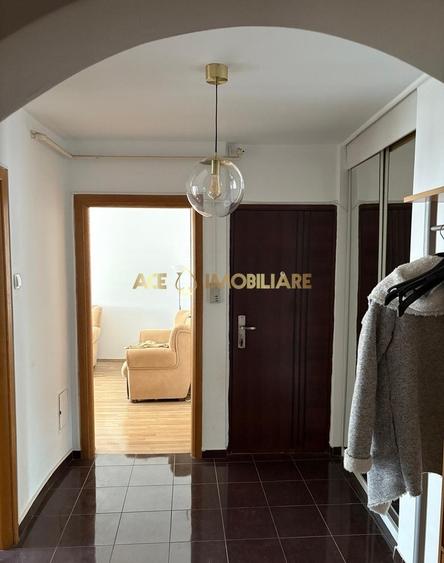 Apartament cu 3 camere decomandat, mobilat în Camil Ressu