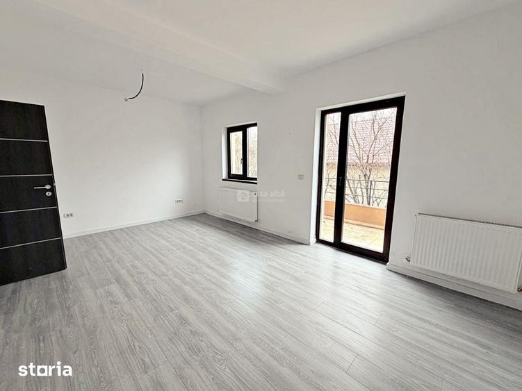 Casă cu 4 camere cu Teren 210 Mp în Valea Lupului