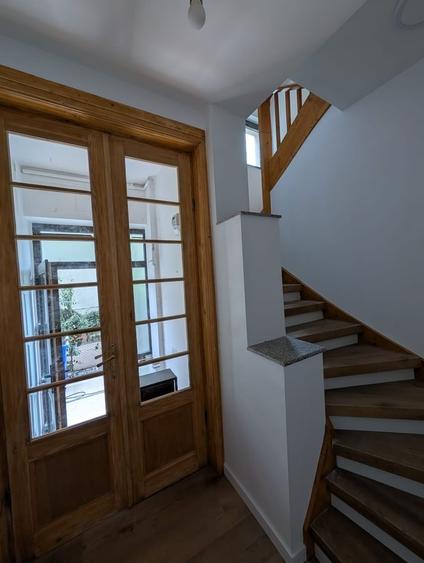 Apartament cu 5 camere decomandat în Floreasca