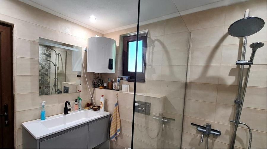 Casă cu 3 camere în Iedera