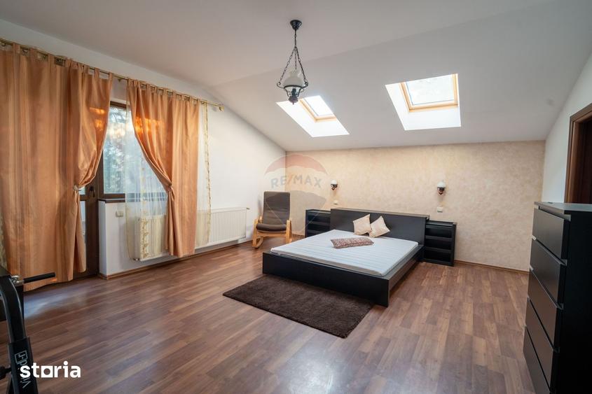 Casă cu 5 camere cu Teren 500 Mp în Brănești