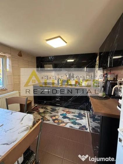 Casă cu 5 camere cu Teren 754 Mp în Cățelu