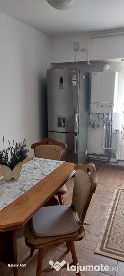 Apartament cu 2 camere decomandat în Răcădău