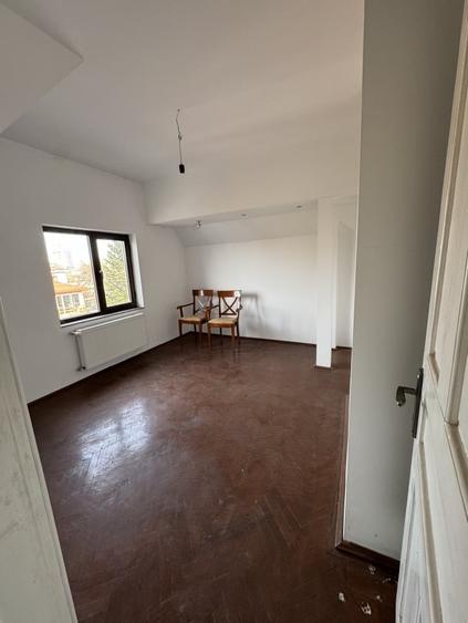 Birou, de 310.57998657227 mp, în Ultracentral