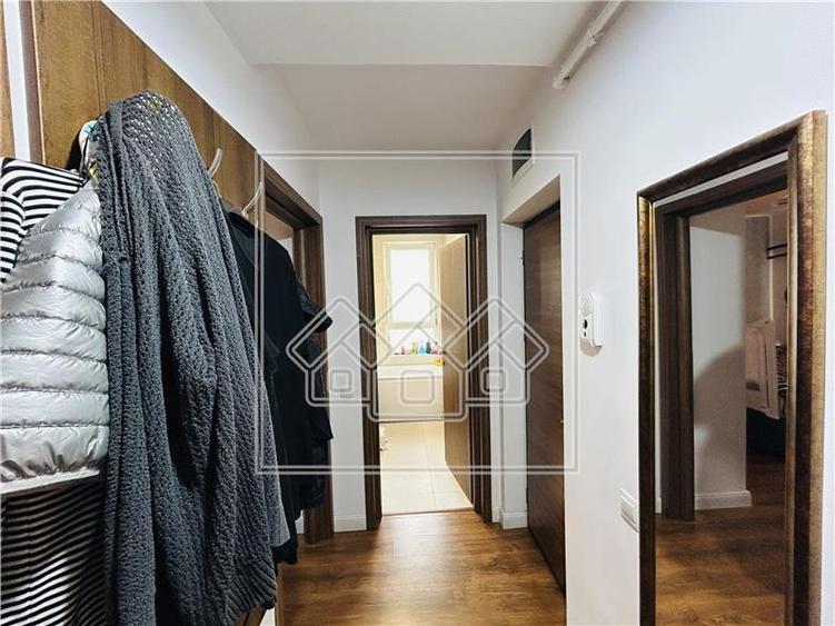 Apartament cu 3 camere nedecomandat în Arhitecților - Calea Cisnădiei