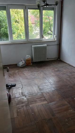 De vanzare apartament cu doua camere decomandate in Calea Sagului - 6