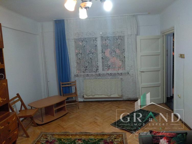 Garsonieră decomandată, mobilată în Horea